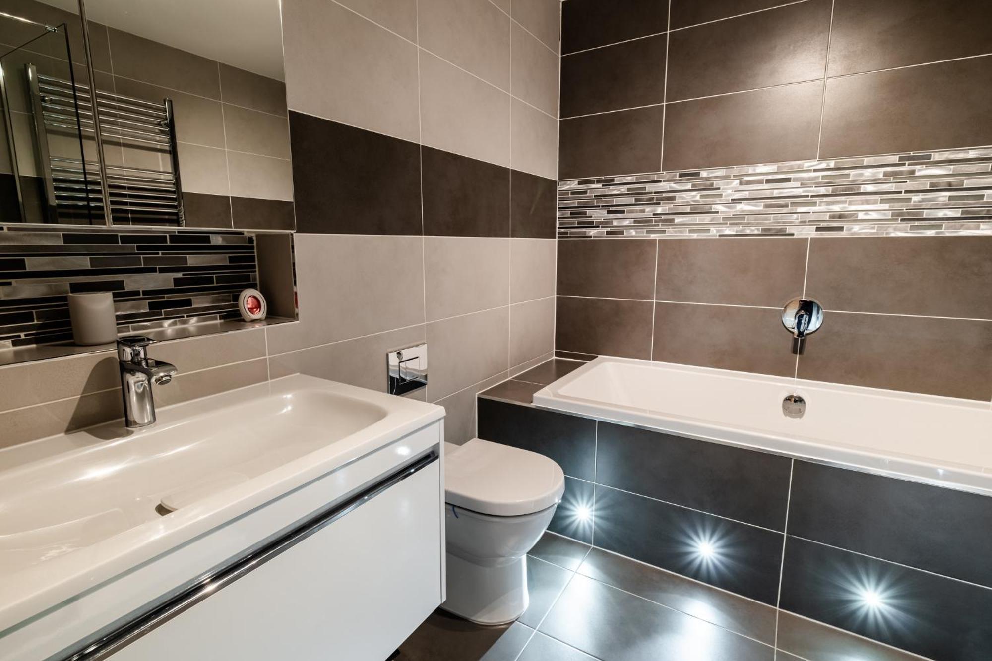 Modern House With Hot Tub, Perfect Night Away! Villa Huntly Eksteriør bilde