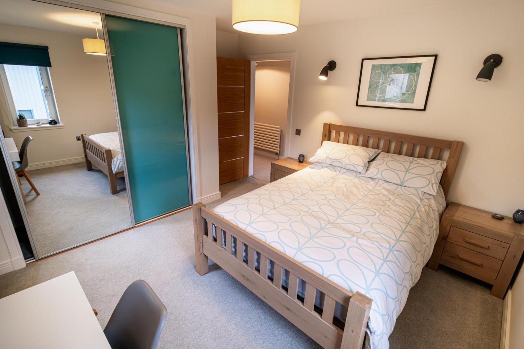 Modern House With Hot Tub, Perfect Night Away! Villa Huntly Eksteriør bilde